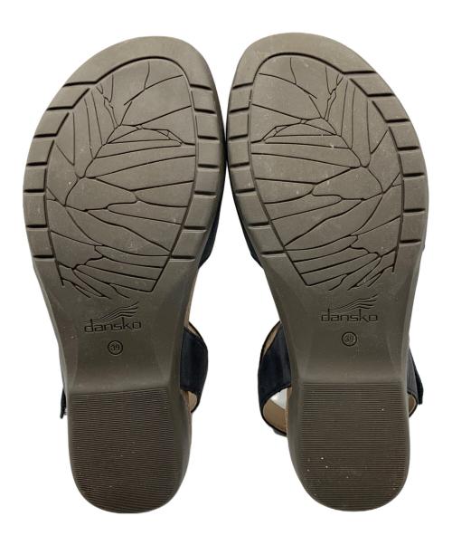 dansko（ダンスコ）dansko (ダンスコ) サンダル　ROWAN ブラック サイズ:SIZE 39の古着・服飾アイテム