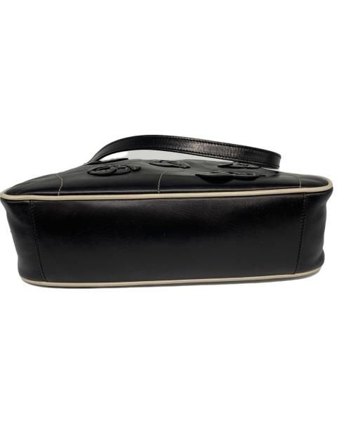 PRADA（プラダ）PRADA (プラダ) フラワーレザーハンドバッグ ブラックの古着・服飾アイテム