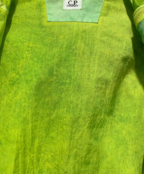 C.P COMPANY（シーピーカンパニー）C.P COMPANY (シーピーカンパニー) Chrome Re-colour Hood Jakcket 黄緑 サイズ:SIZE 50の古着・服飾アイテム
