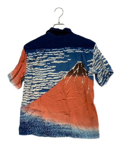 Sun Surf（サンサーフ）Sun Surf (サンサーフ) 葛飾北斎 (カツシカホクサイ) 凱風快晴 ブルー×レッド サイズ:Sサイズの古着・服飾アイテム