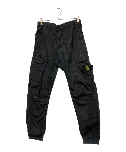 STONE ISLAND（ストーンアイランド）STONE ISLAND (ストーンアイランド) ガーメントダイコットンストレッチシャーリングテーパードカーゴパンツ ブラック サイズ:SIZE 32の古着・服飾アイテム