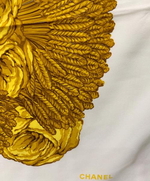 CHANEL（シャネル）CHANEL (シャネル) スカーフ ホワイト×ゴールドの古着・服飾アイテム