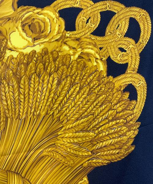 CHANEL（シャネル）CHANEL (シャネル) スカーフ ブラック×ゴールドの古着・服飾アイテム