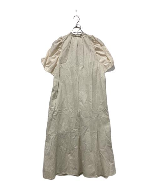 machatt（マチャット）machatt (マチャット) 半袖ワンピース ベージュ サイズ:-の古着・服飾アイテム