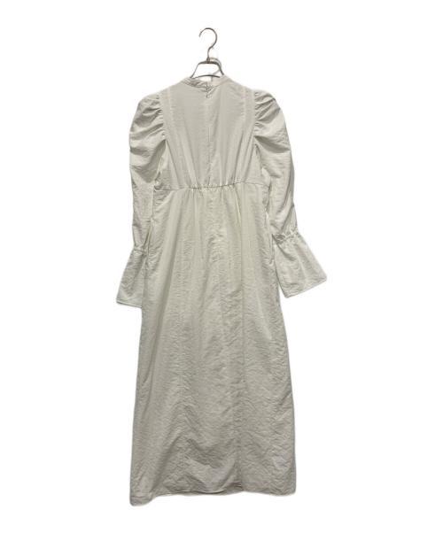 EMMEL REFINES（エメル リファインズ）EMMEL REFINES (エメル リファインズ) 長袖ワンピース ホワイト サイズ:Mサイズの古着・服飾アイテム