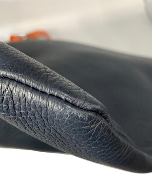 HENDER SCHEME（エンダースキーマ）HENDER SCHEME (エンダースキーマ) ワンサイドベルトバッグ ネイビー×オレンジの古着・服飾アイテム