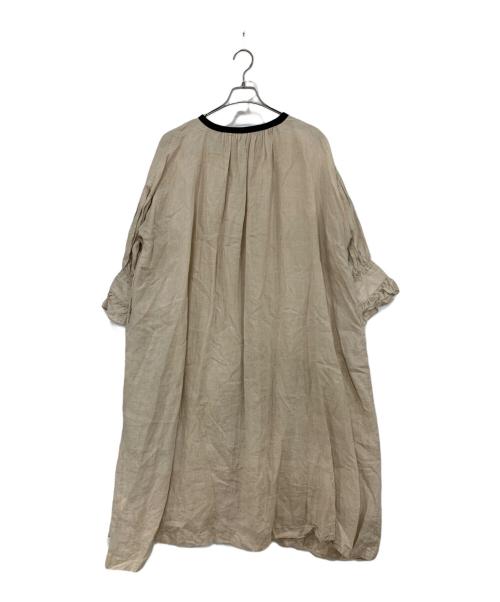 nest Robe（ネストローブ）nest Robe (ネストローブ) 長袖ワンピース ベージュ サイズ:SIZE Freeの古着・服飾アイテム