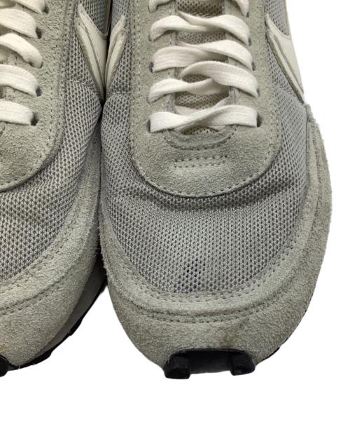 NIKE（ナイキ）NIKE (ナイキ) sacai (サカイ) FRAGMENT (フラッグメント) スニーカー Light Smoke Grey サイズ:26cmの古着・服飾アイテム