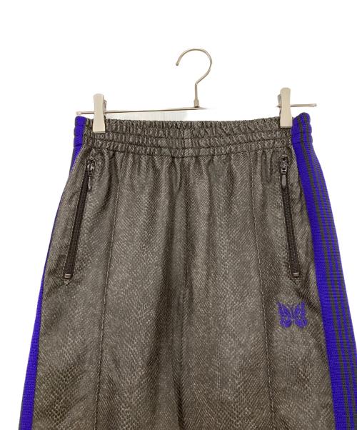 Needles（ニードルズ）Needles (ニードルズ) Narrow Track Pant グレー×パープル サイズ:XSの古着・服飾アイテム