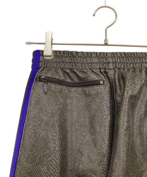 Needles（ニードルズ）Needles (ニードルズ) Narrow Track Pant グレー×パープル サイズ:XSの古着・服飾アイテム
