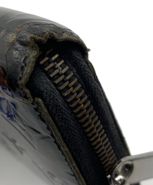 LOUIS VUITTON（ルイ ヴィトン）LOUIS VUITTON (ルイ ヴィトン) モノグラム・ヴェルニ ジッピーウォレット ノワール・マニエティック ブラックの古着・服飾アイテム