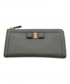 Salvatore Ferragamoサルヴァトーレ フェラガモ）の古着「L字ファスナー財布」｜グレー