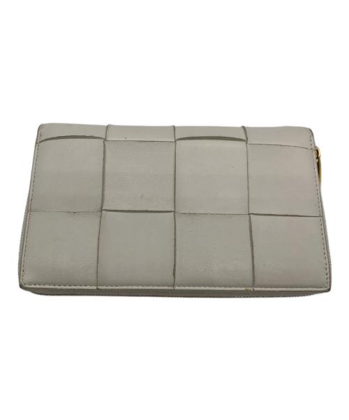 BOTTEGA VENETA（ボッテガベネタ）BOTTEGA VENETA (ボッテガベネタ) 長財布 ホワイトの古着・服飾アイテム