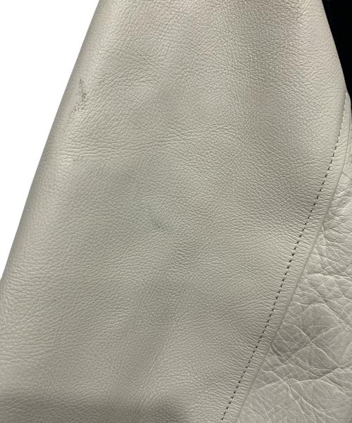 uniform experiment（ユニフォームエクスペリメント）uniform experiment (ユニフォームエクスペリメント) スタジャン ホワイト×ネイビー サイズ:SIZE 4の古着・服飾アイテム