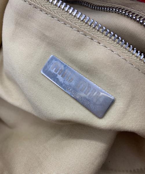 MIU MIU（ミュウミュウ）MIU MIU (ミュウミュウ) ワンショルダーバッグ ピンクの古着・服飾アイテム