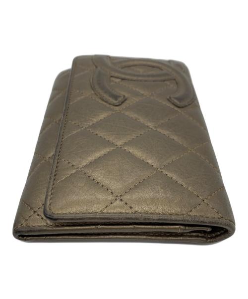 CHANEL（シャネル）CHANEL (シャネル) 2つ折り財布 ゴールドの古着・服飾アイテム