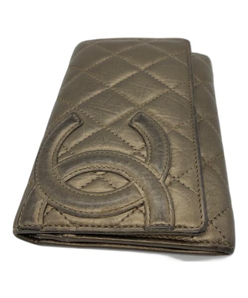 CHANEL（シャネル）CHANEL (シャネル) 2つ折り財布 ゴールドの古着・服飾アイテム
