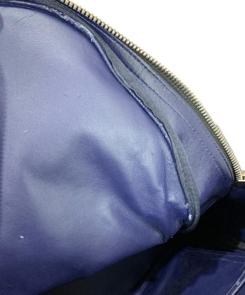 MCM（エムシーエム）MCM (エムシーエム) スタッズリュック ホワイトの古着・服飾アイテム