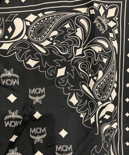 MCM（エムシーエム）MCM (エムシーエム) バンダナTシャツ ブラック サイズ:Mサイズの古着・服飾アイテム