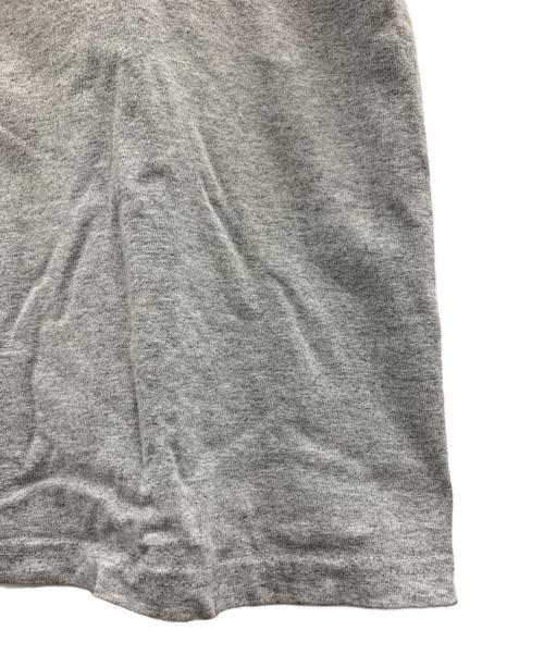 SUPREME（シュプリーム）Supreme (シュプリーム) Tシャツ グレー サイズ:Mの古着・服飾アイテム