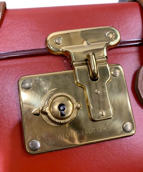 GLOBE-TROTTER（グローブトロッター）GLOBE-TROTTER (グローブトロッター) キャリーバッグ レッドの古着・服飾アイテム