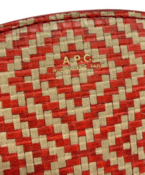 A.P.C.（アーペーセー）A.P.C. (アーペーセー) ショルダーバッグ レッド×ベージュの古着・服飾アイテム