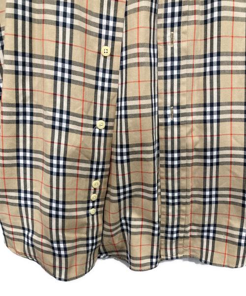 Burberry's（バーバリー）Burberry's (バーバリーズ) 長袖ボタンダウンシャツ ベージュ サイズ:Ｌの古着・服飾アイテム