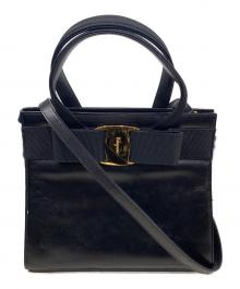 Salvatore Ferragamo（サルヴァトーレ フェラガモ）の古着「ヴァラリボンハンドバッグ」｜ブラック