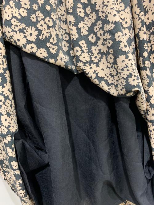 SHIPS（シップス）SHIPS (シップス) 長袖ワンピース ブラック×ベージュ サイズ:FREEの古着・服飾アイテム