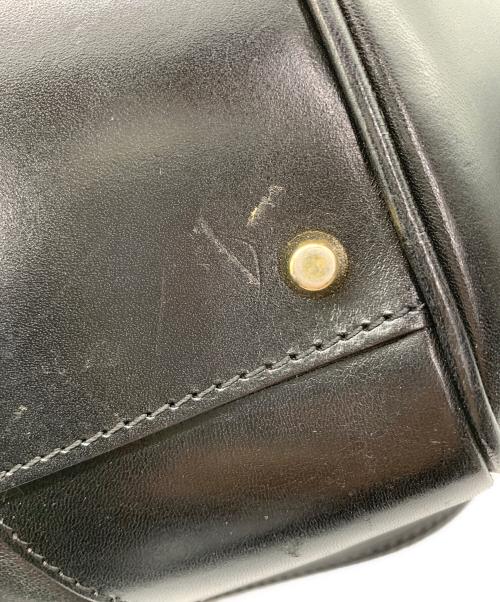 BURBERRY（バーバリー）BURBERRY (バーバリー) プローサム　ショルダーバッグ ブラックの古着・服飾アイテム
