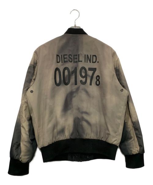 DIESEL（ディーゼル）DIESEL (ディーゼル) ブルゾン ベージュ×ブラック サイズ:Mサイズの古着・服飾アイテム