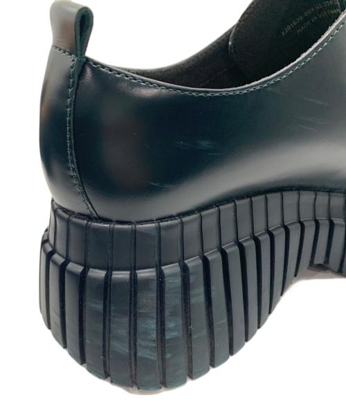 CAMPER（カンペール）CAMPER (カンペール) フラットシューズ グリーン サイズ:39の古着・服飾アイテム