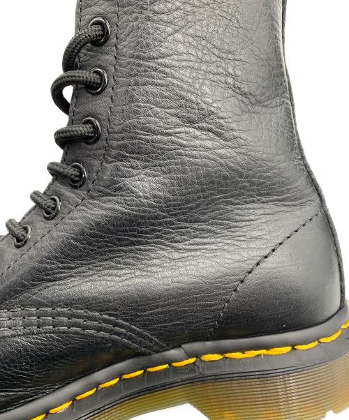 Dr.Martens（ドクターマーチン）Dr.Martens (ドクターマーチン) 8ホールブーツ ブラック サイズ:22.5cmの古着・服飾アイテム