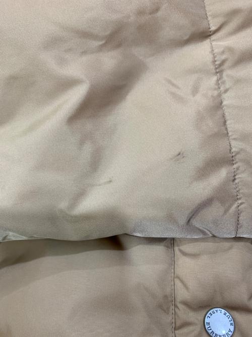 BURBERRY BLUE LABEL（バーバリー ブルー レーベル）BURBERRY BLUE LABEL (バーバリーロンドンブルーレーベル) リバーシブルダウンジャケット ベージュ サイズ:SIZE 38の古着・服飾アイテム