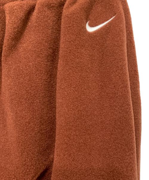 NIKE ACG（ナイキエーシージー）NIKE ACG (ナイキエーシージー)  POLARTEC 'WOLF TREE' フリースパンツ ブラウン サイズ:Sサイズ 未使用品の古着・服飾アイテム