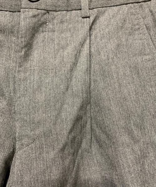 COMME des GARCONS HOMME PLUS（コムデギャルソンオムプリュス）COMME des GARCONS HOMME PLUS (コムデギャルソンオムプリュス) パンツ グレー サイズ:Sサイズの古着・服飾アイテム