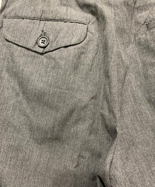 COMME des GARCONS HOMME PLUS（コムデギャルソンオムプリュス）COMME des GARCONS HOMME PLUS (コムデギャルソンオムプリュス) パンツ グレー サイズ:Sサイズの古着・服飾アイテム