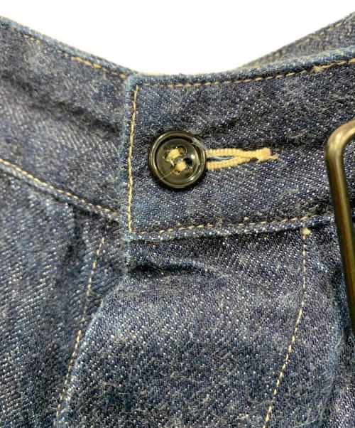 COMOLI（コモリ）COMOLI (コモリ) デニム ベルテッドパンツ インディゴ サイズ:SIZE 1の古着・服飾アイテム