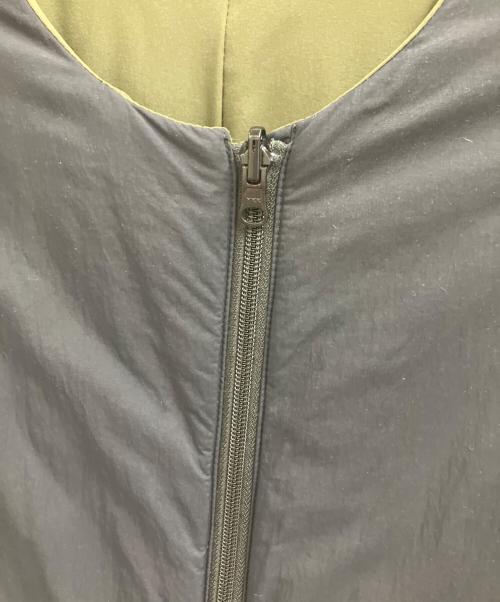 SHIPS（シップス）SHIPS (シップス) リバーシブル中綿コート ブラック×グリーン サイズ:不明の古着・服飾アイテム