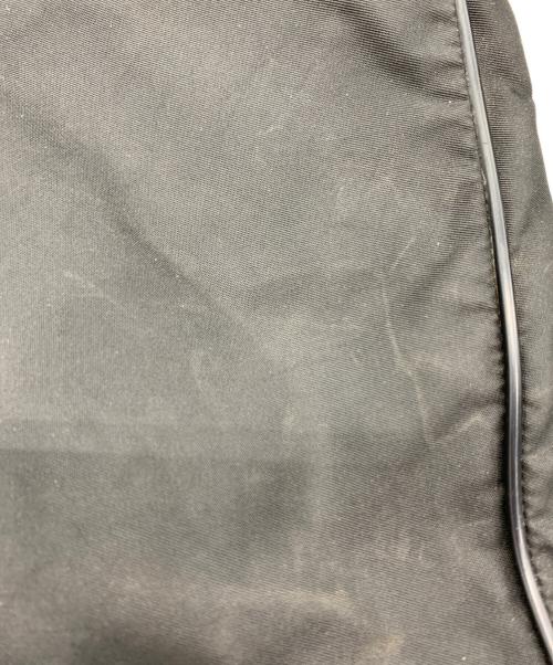 PRADA（プラダ）PRADA (プラダ) ナイロンショルダーバッグ ブラックの古着・服飾アイテム