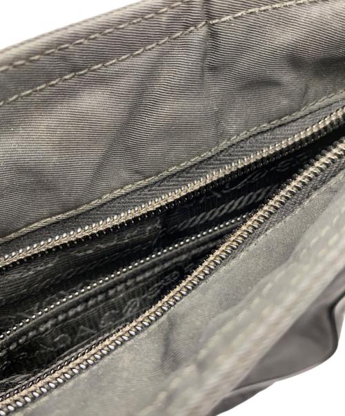 PRADA（プラダ）PRADA (プラダ) ナイロンショルダーバッグ ブラックの古着・服飾アイテム