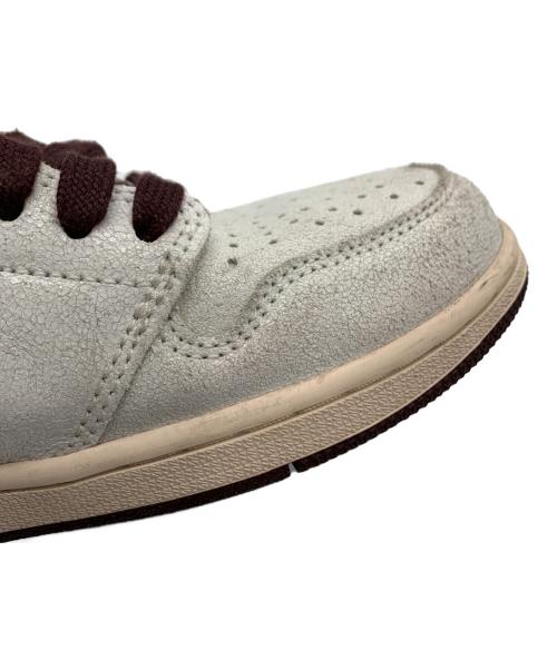 NIKE（ナイキ）NIKE (ナイキ) A Ma Maniere (ア・マ・マニエール) AIR JORDAN1 1 Retro High OG Sail and Burgundy サイズ:27.5cmの古着・服飾アイテム