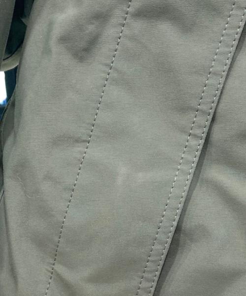 THE NORTH FACE（ザ ノース フェイス）THE NORTH FACE (ザ ノース フェイス) マウンテンダウンジャケット オリーブ×ブラック サイズ:Mサイズの古着・服飾アイテム