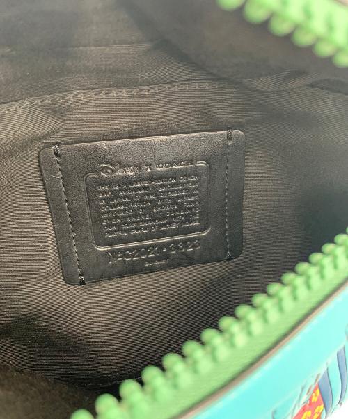 COACH（コーチ）COACH (コーチ) DISNEY (ディズニー) ボディバッグ ブラック×ブルーの古着・服飾アイテム
