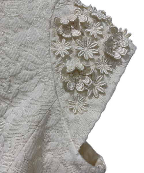 TOCCA（トッカ）TOCCA (トッカ) ノースリーブワンピース ベージュ サイズ:SIZE 4の古着・服飾アイテム