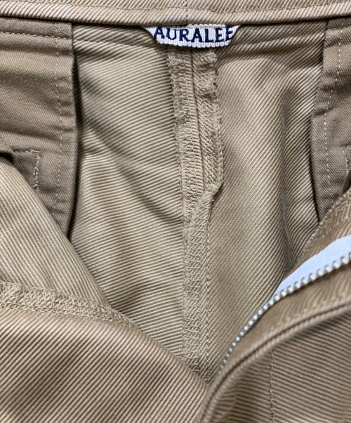 AURALEE（オーラリー）AURALEE (オーラリー) ハーフパンツ ブラウン サイズ:SIZE 4の古着・服飾アイテム
