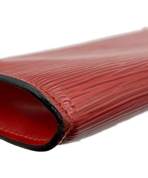 LOUIS VUITTON（ルイ ヴィトン）LOUIS VUITTON (ルイ ヴィトン) エピ　ポシェット レッドの古着・服飾アイテム