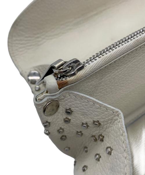 Maison Margiela（メゾンマルジェラ）Maison Margiela (メゾンマルジェラ) スタッズポーチ アイボリーの古着・服飾アイテム