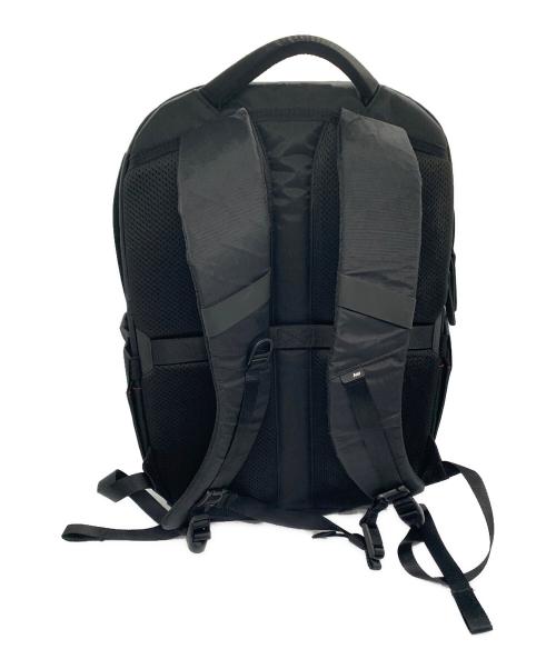 AER（エアー）AER (エアー) バックパック ブラック×オレンジの古着・服飾アイテム