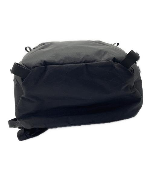 AER（エアー）AER (エアー) バックパック ブラック×オレンジの古着・服飾アイテム